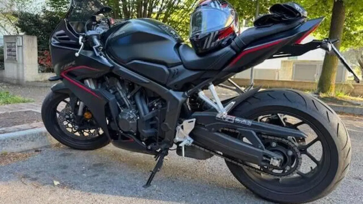 Honda CBR 650 R (2024 - 26)  (3)