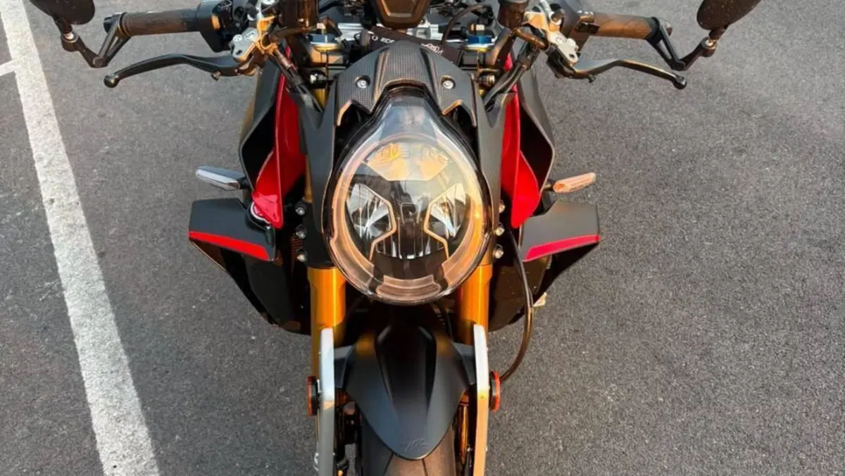 MV Agusta Brutale 1000 RR (2021 - 25)  (6)