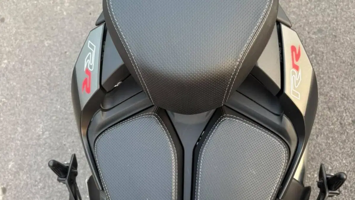 MV Agusta Brutale 1000 RR (2021 - 25)  (12)