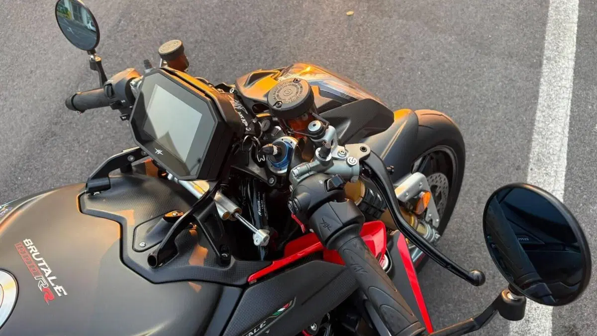 MV Agusta Brutale 1000 RR (2021 - 25)  (11)