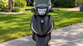 Piaggio Beverly 400 ABS-ASR (2021 - 24) usata
