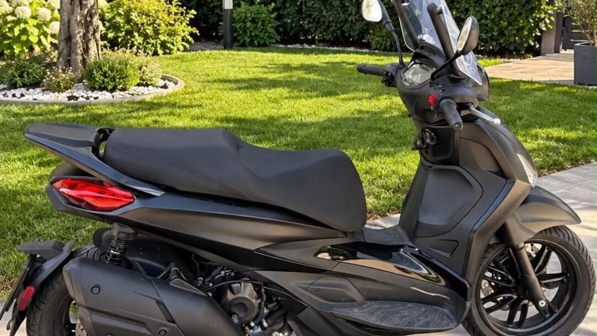 Piaggio Beverly 400 ABS-ASR (2021 - 24)  (5)