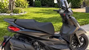 Piaggio Beverly 400 ABS-ASR (2021 - 24)  (5)