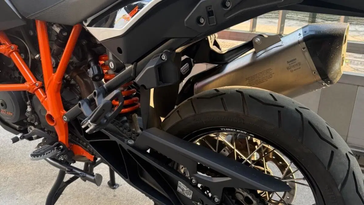 KTM 1190 Adventure R (2013 - 16)  (4)