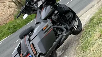 Harley-Davidson 117 Street Glide (2018 - 20) - FLHXSE usata