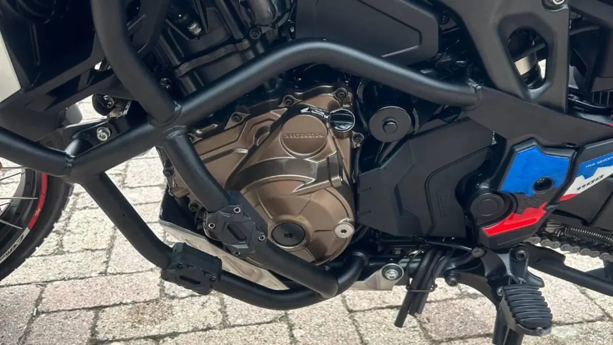 Honda Africa Twin CRF 1100L ES DCT (2024 - 26)  (2)