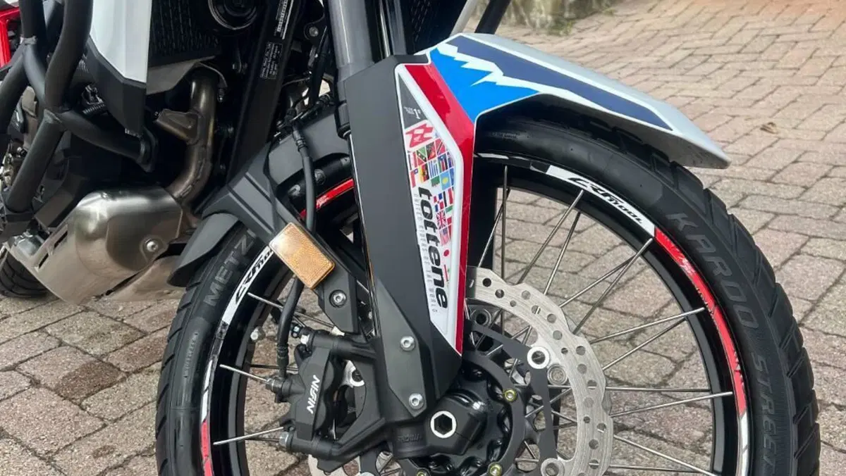 Honda Africa Twin CRF 1100L ES DCT (2024 - 26)  (4)