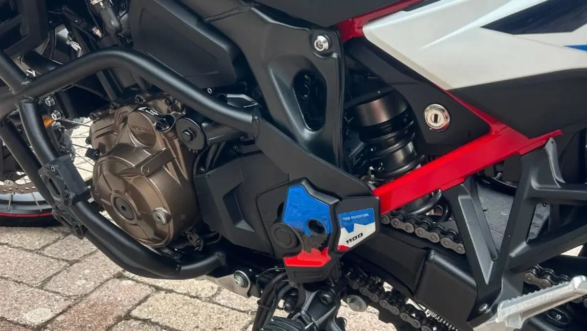 Honda Africa Twin CRF 1100L ES DCT (2024 - 26)  (12)