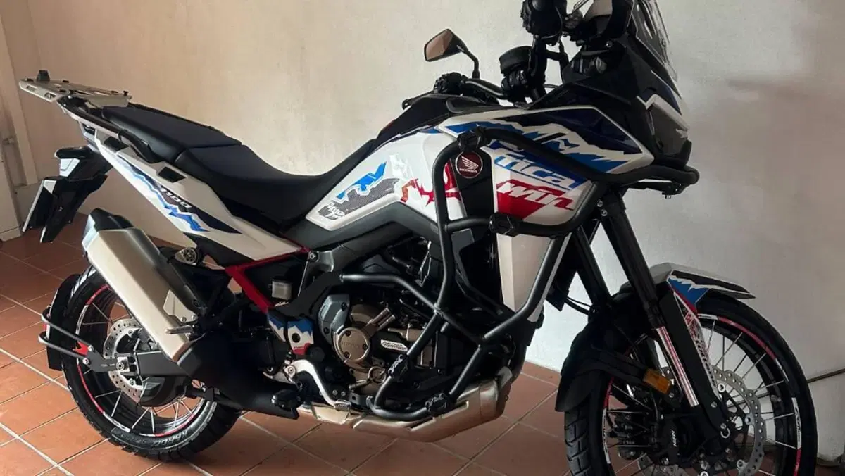 Honda Africa Twin CRF 1100L ES DCT (2024 - 26)  (14)