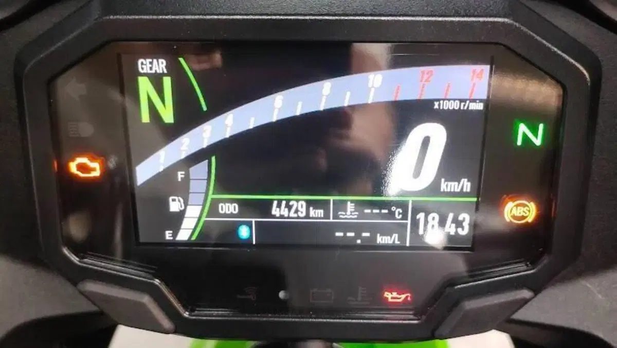 Kawasaki Ninja 500 Performance Akrapovic (2025 - 27)  (7)