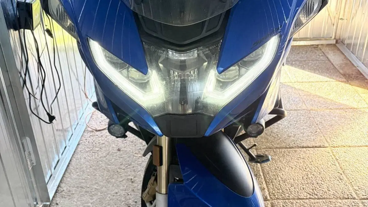 Bmw R 1250 RT (2021 - 25)  (2)