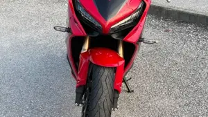 Honda CBR 650 R (2021 - 23)  (3)