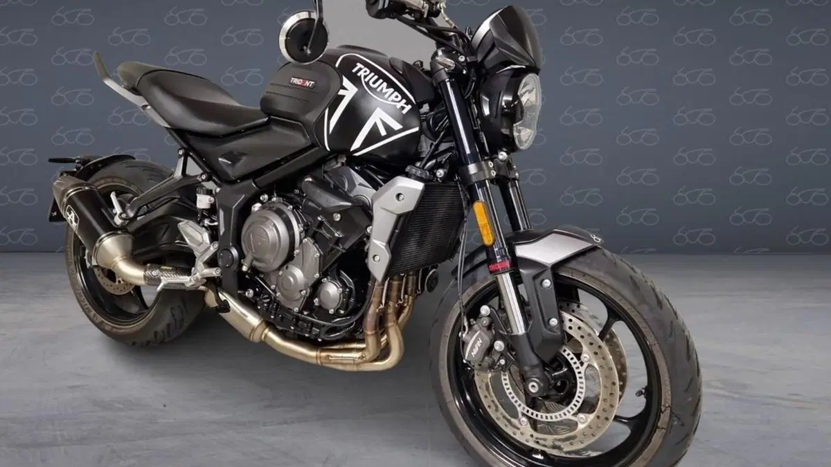 Triumph Trident 660 (2021 - 24)  (2)