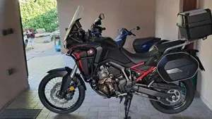 Honda Africa Twin CRF 1100L Urban (2020 - 21)  (4)