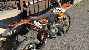 KTM 125 EXC (2009)  (6)