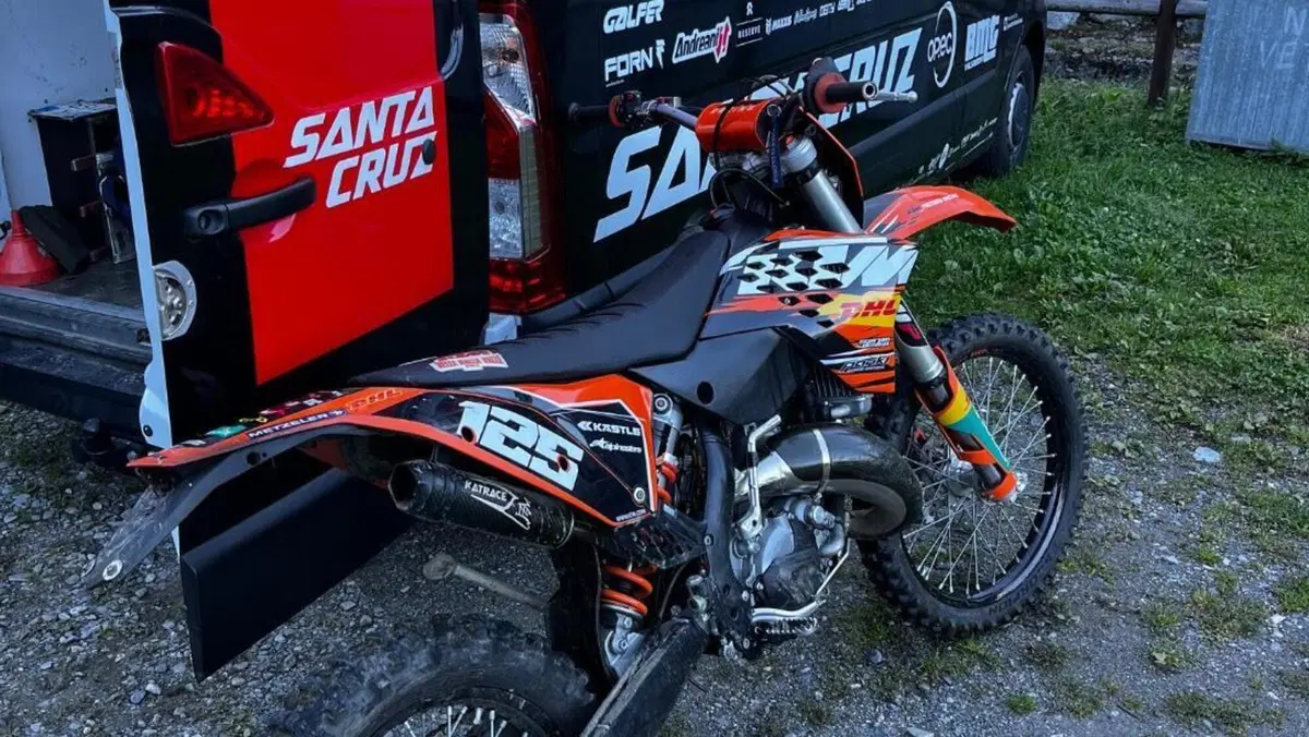 KTM 125 EXC (2009)  (7)