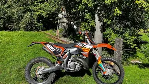 KTM 125 EXC (2009)  (8)