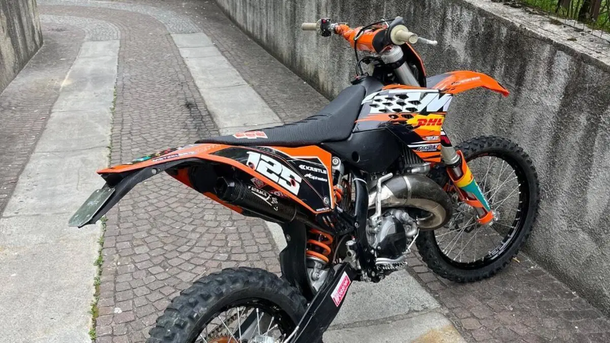 KTM 125 EXC (2009)  (9)