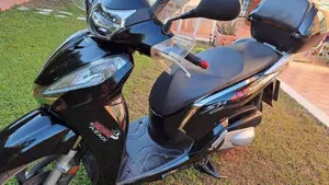 Honda SH 300 i ABS (2016 - 20)  (5)