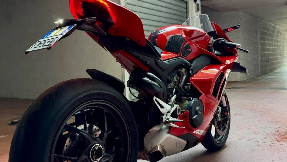 Ducati Panigale V4 1100 (2021)  (3)