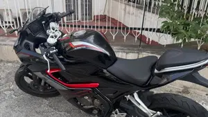QJ Motor SRK 125 R (2024) 