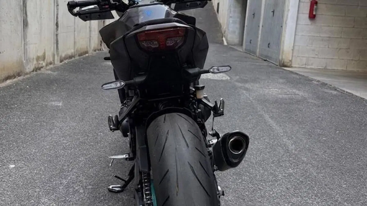 Yamaha MT-09 (2024 - 26)  (3)