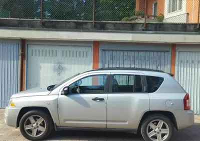 Jeep Compass 2.0 Turbodiesel Limited (5)