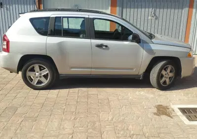 Jeep Compass 2.0 Turbodiesel Limited (6)
