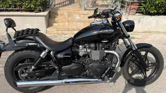 Triumph Speedmaster 865 (2010 - 17) usata