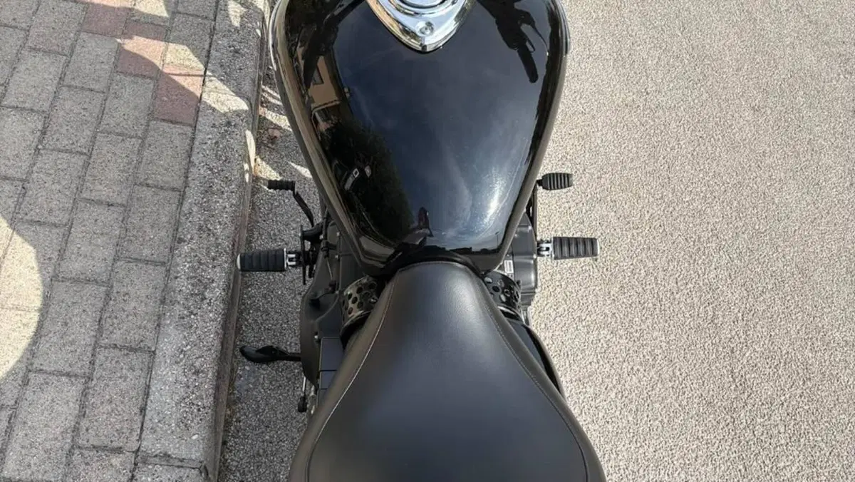 Triumph Speedmaster 865 (2010 - 17)  (6)