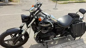 Triumph Speedmaster 865 (2010 - 17)  (4)