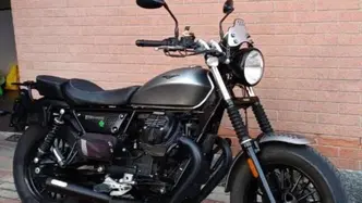 Moto Guzzi V9 Bobber (2018 - 20) usata