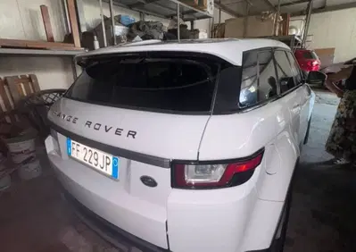 Land Rover Range Rover Evoque 2.2 TD4 5p. Pure Tech Pack Launch Edition (2)
