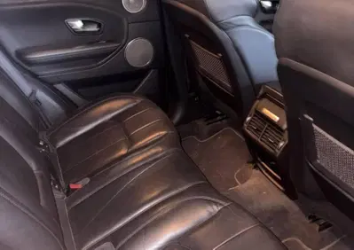 Land Rover Range Rover Evoque 2.2 TD4 5p. Pure Tech Pack Launch Edition (9)