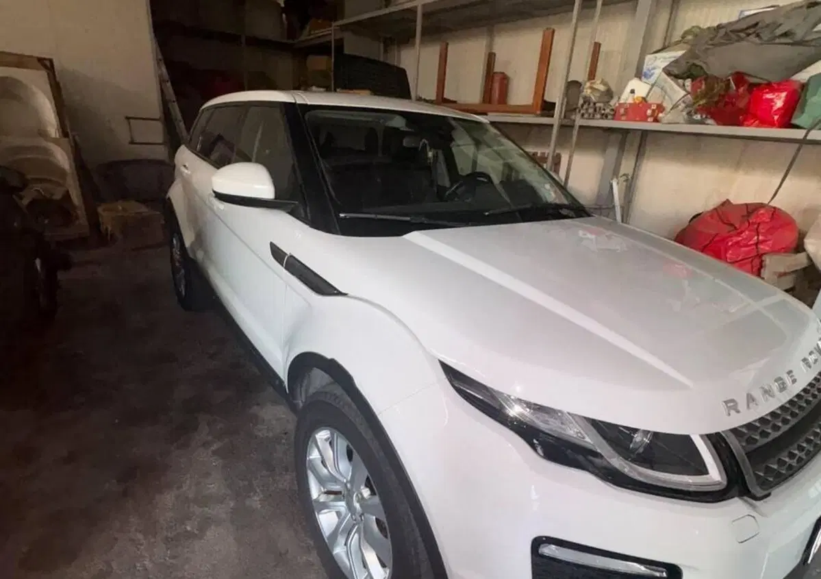 Land Rover Range Rover Evoque 2.2 TD4 5p. Pure Tech Pack Launch Edition (4)