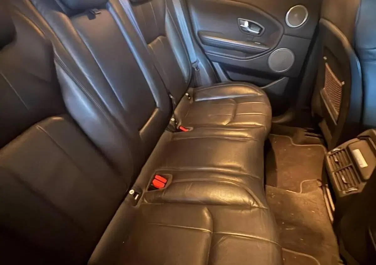 Land Rover Range Rover Evoque 2.2 TD4 5p. Pure Tech Pack Launch Edition (13)