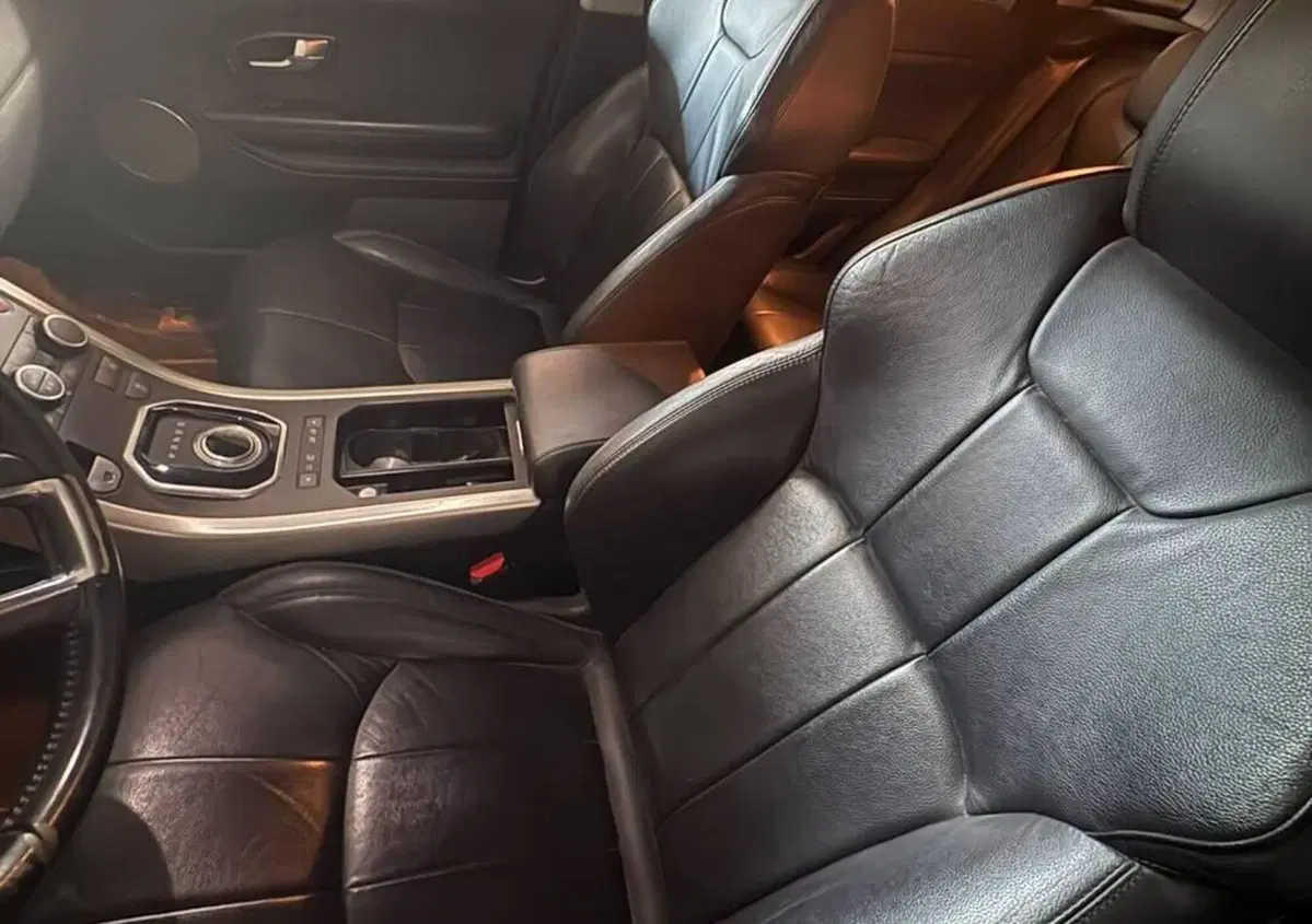 Land Rover Range Rover Evoque 2.2 TD4 5p. Pure Tech Pack Launch Edition (14)