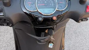 Piaggio Beverly 300 i.e. ABS-ASR (2016 - 20)  (5)