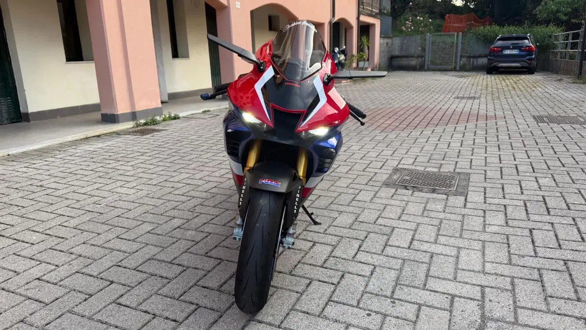 Honda CBR 1000 RR-R Fireblade SP (2020 - 21)  (4)