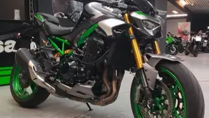 Kawasaki Z 900 SE (2025 - 27)  (5)