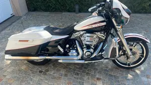 Harley-Davidson 1690 Street Glide Special (2014 - 16) - FLHX  (6)