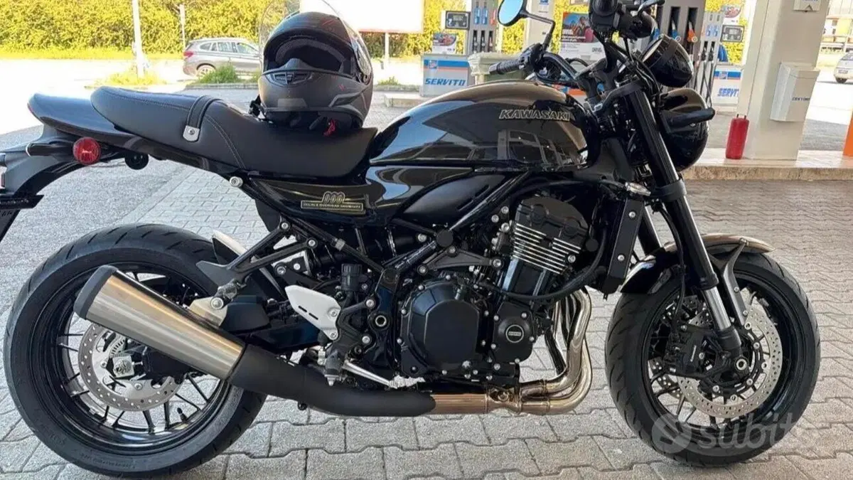 Kawasaki Z 900 RS Black Ball Edition (2026 - 27) 