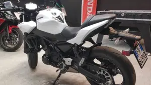 Kawasaki Z 650 (2025 - 27)  (3)