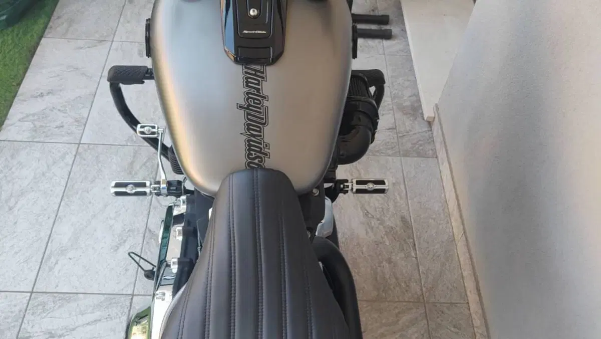 Harley-Davidson 107 Street Bob (2018 - 20) - FXBB  (2)