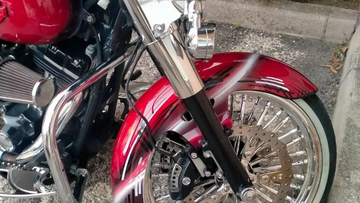 Harley-Davidson 1584 Road King Classic (2007 - 10) - FLHRC  (3)