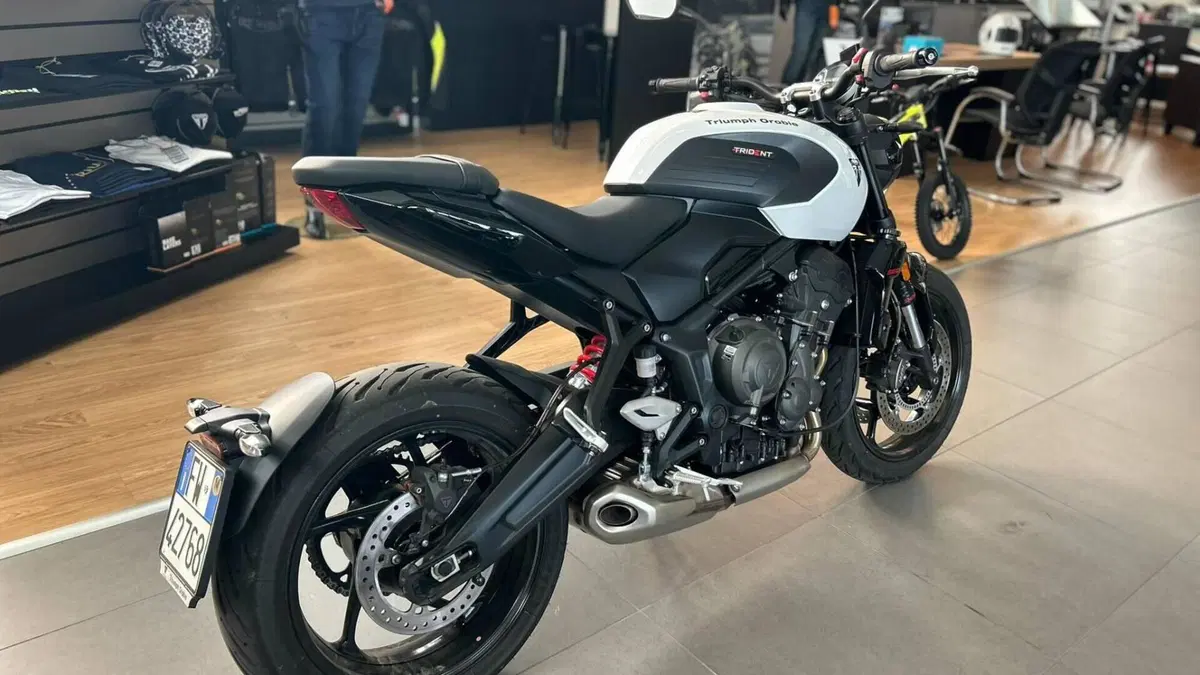 Triumph Trident 660 (2026)  (2)