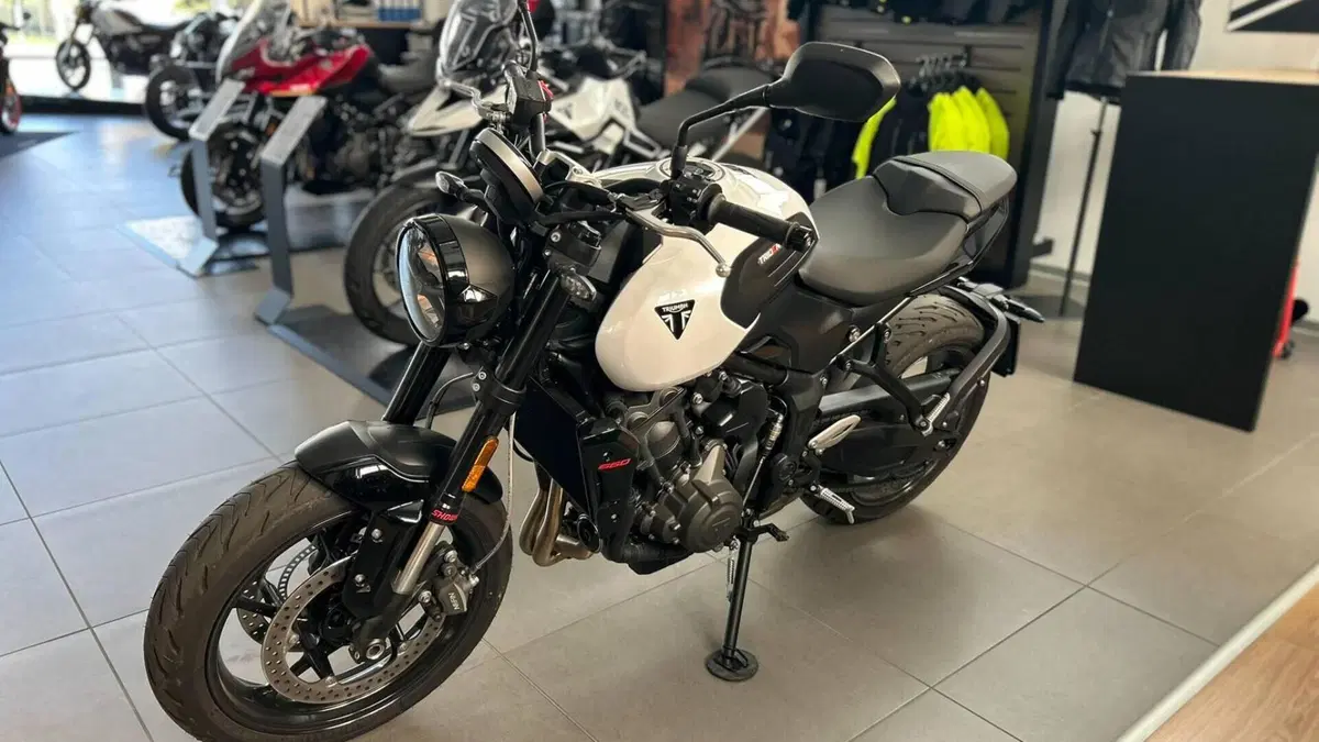 Triumph Trident 660 (2026)  (4)