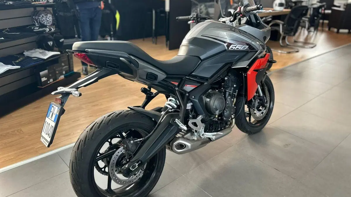 Triumph Tiger Sport 660 (2026)  (2)