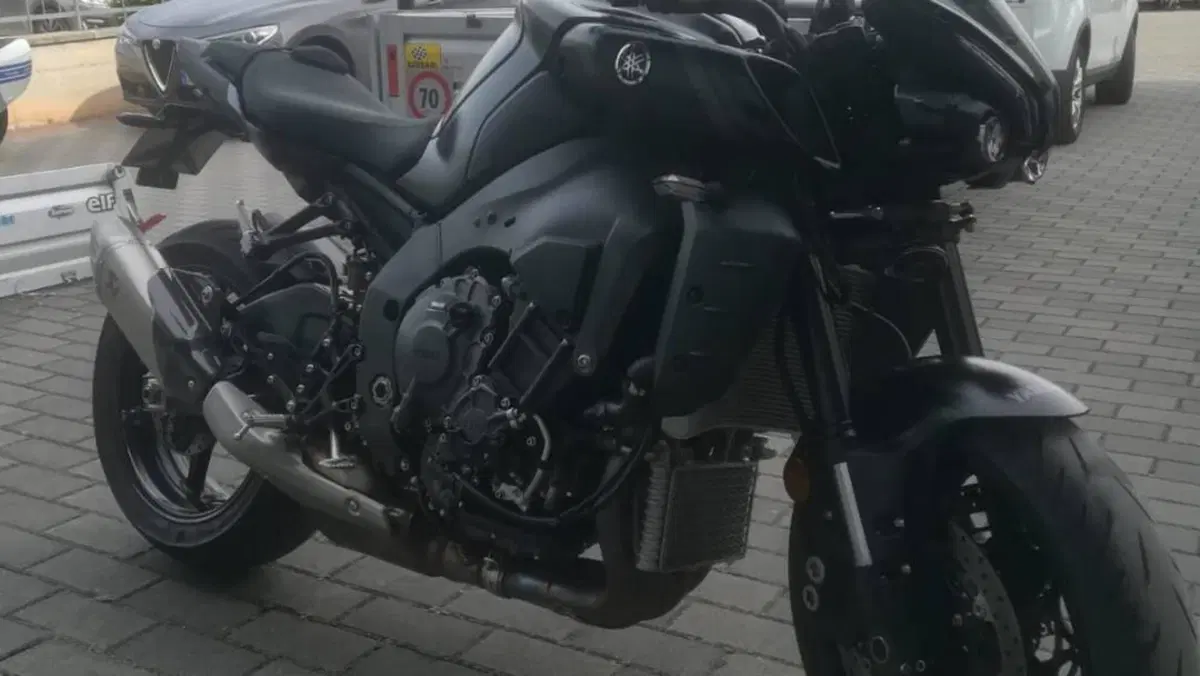 Yamaha MT-10 (2022 - 26)  (6)