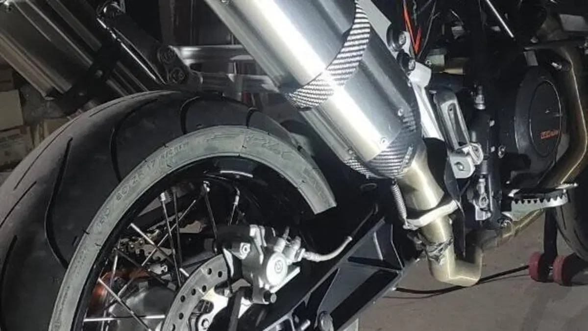 KTM 690 Supermoto (2007 - 12)  (3)